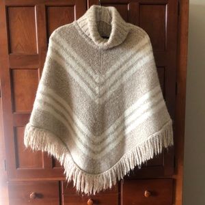 Poncho “Banana Republic” wool, alpaca, tan, ivory
